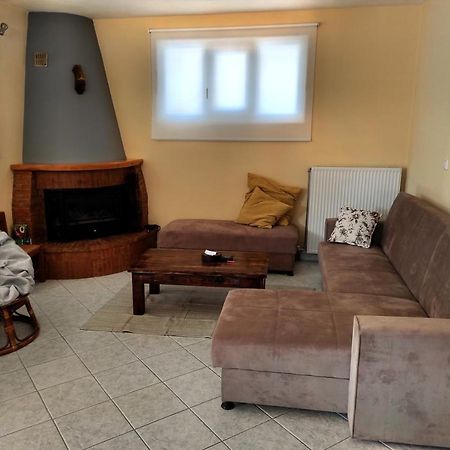 Polytimi House Villa Калаврита Екстериор снимка