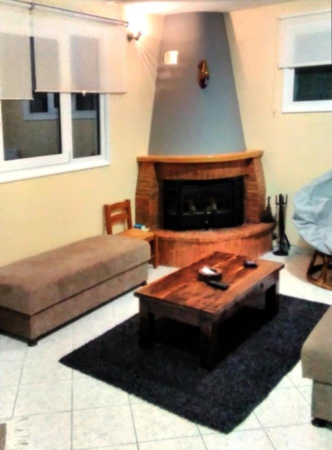 Polytimi House Villa Калаврита Екстериор снимка